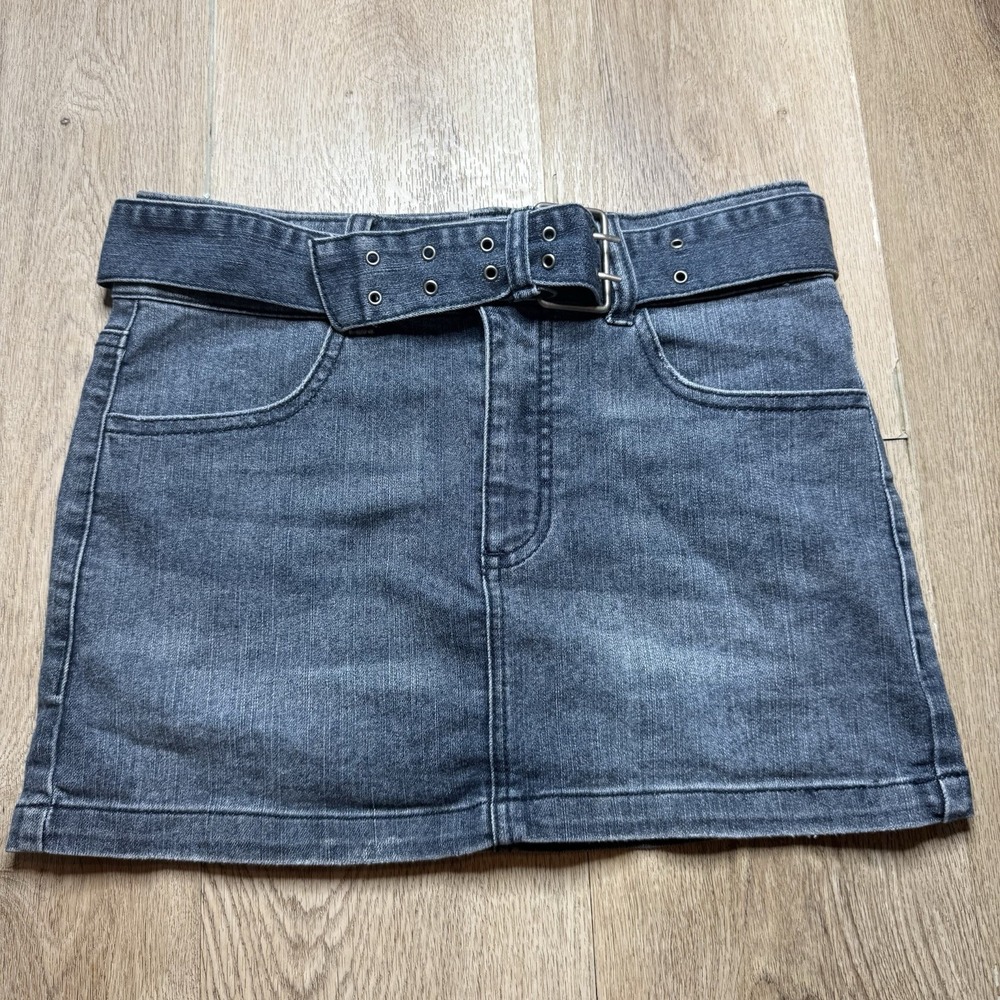 RSQ Jean Mini Skirt Women's Size 25 Denim Blue With Belt‎ 2 Pockets Y2K